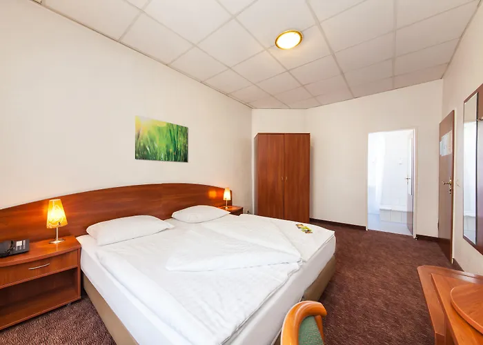 Hotel Stadtzentrum 3*